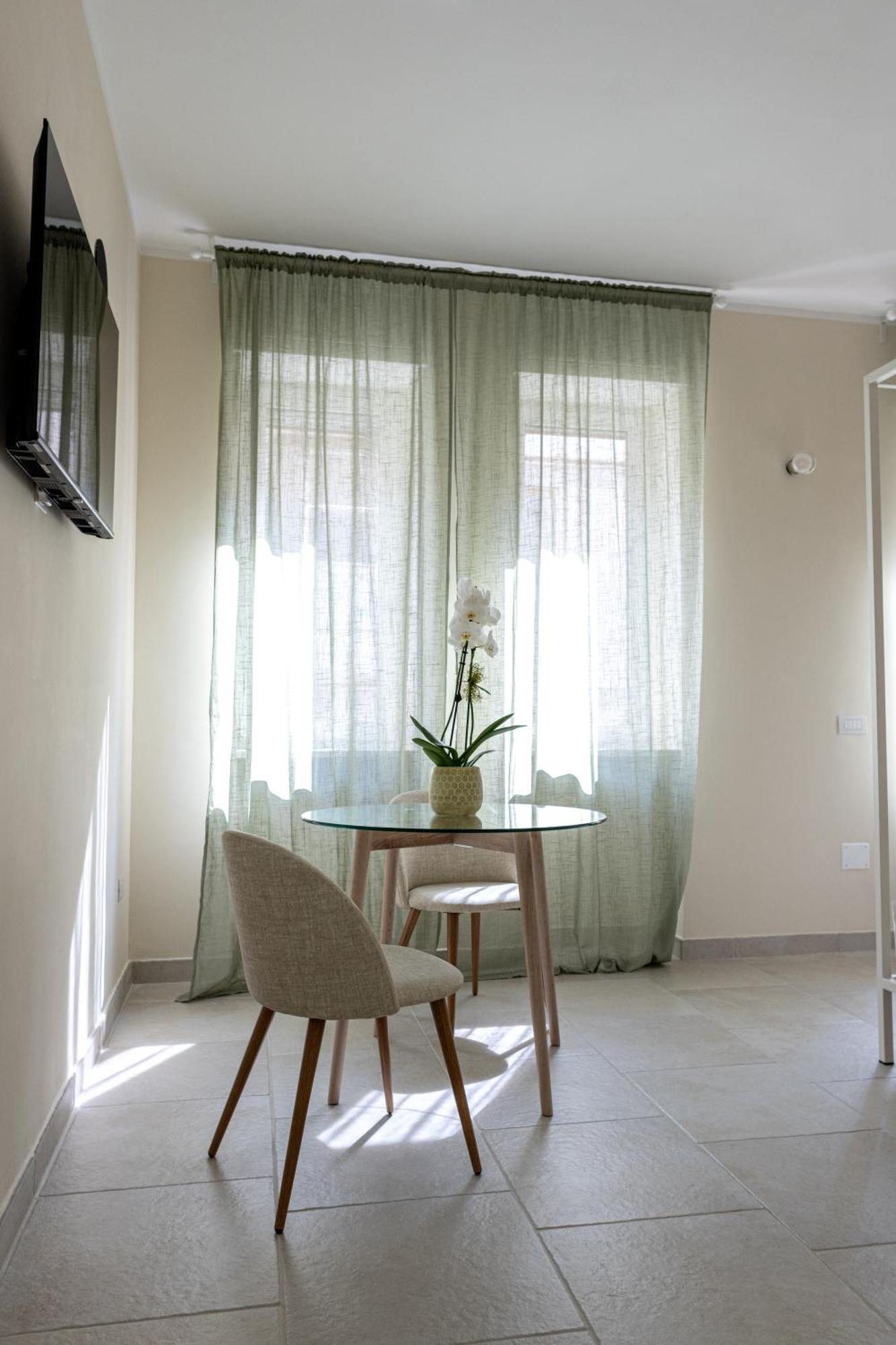 Oronti Accommodations レッチェ エクステリア 写真